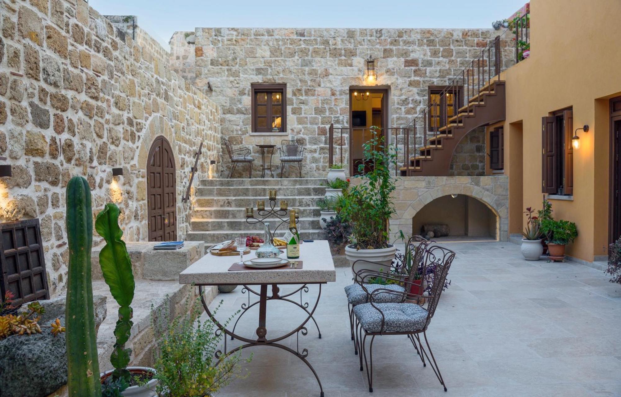 Spanish Knights Inn Rhodes City Exterior photo
